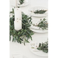 Свечи, зелень - элегантный свадебный декор